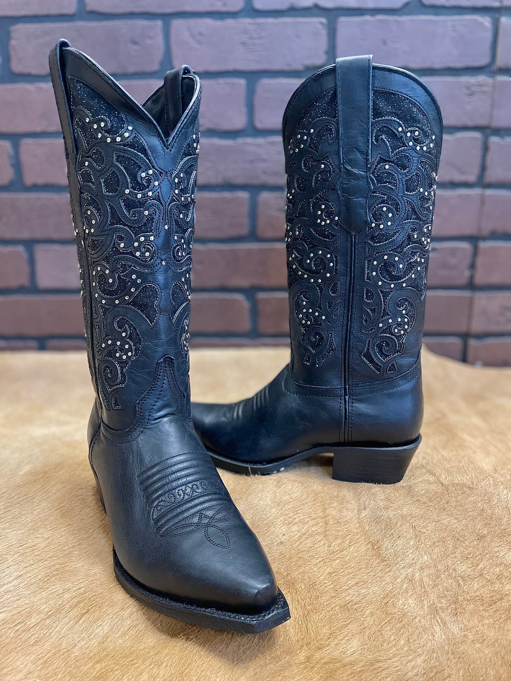 Siberia Black Laser Inlay