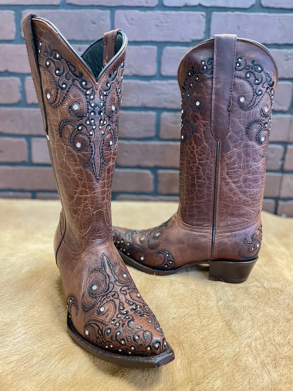 Louetta Cognac Snip Toe